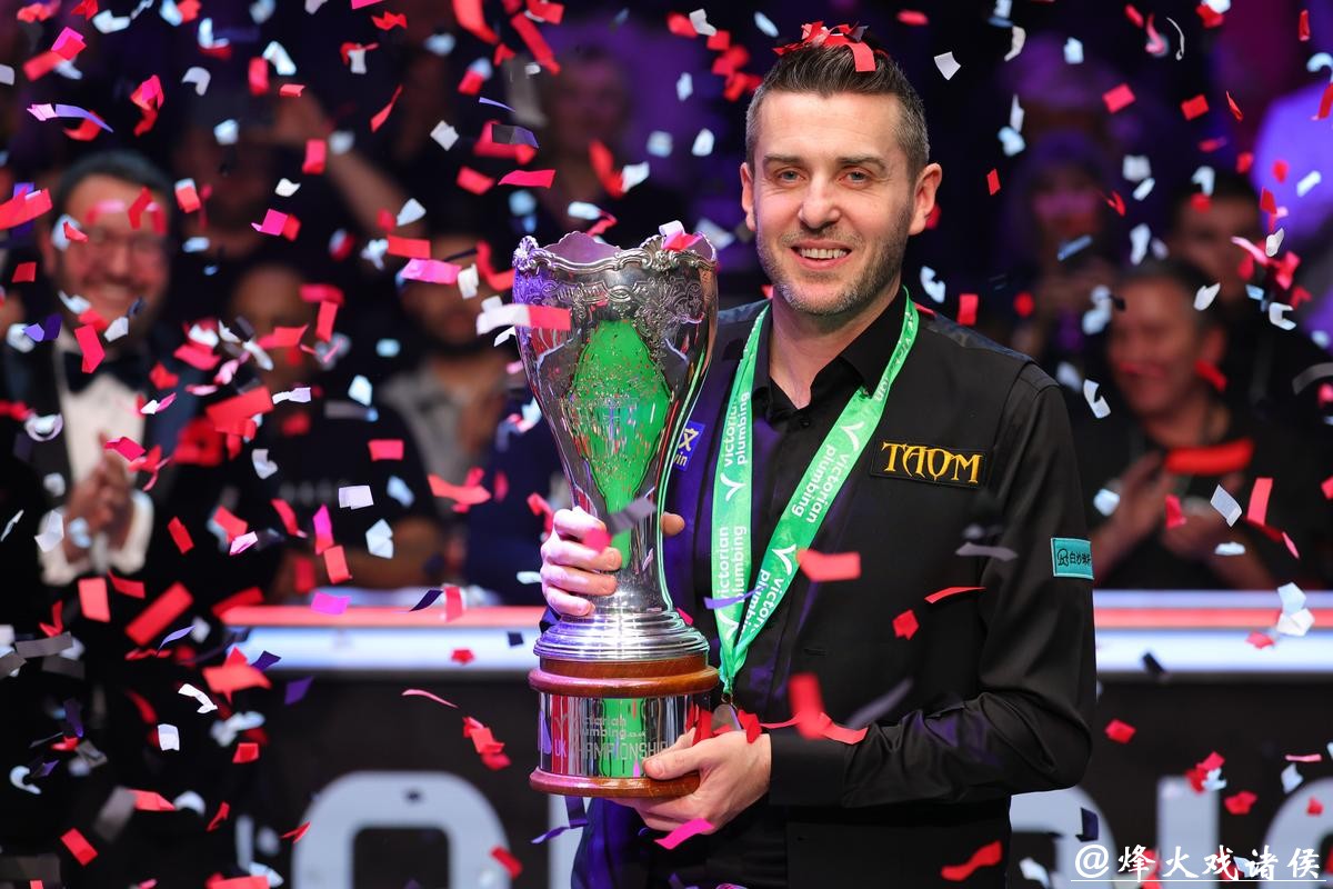 塞尔比10-8战胜特鲁姆普 获得斯诺克英锦赛冠军 塞尔比10-8战胜特鲁姆普 获得斯诺克英锦赛冠军