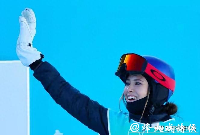 谷爱凌年入2300万不靠奖金,跨中美讲好故事,代言多也要扛住质疑与银牌 谷爱凌年入2300万不靠奖金,跨中美讲好故事,代言多也要扛住质疑与银牌